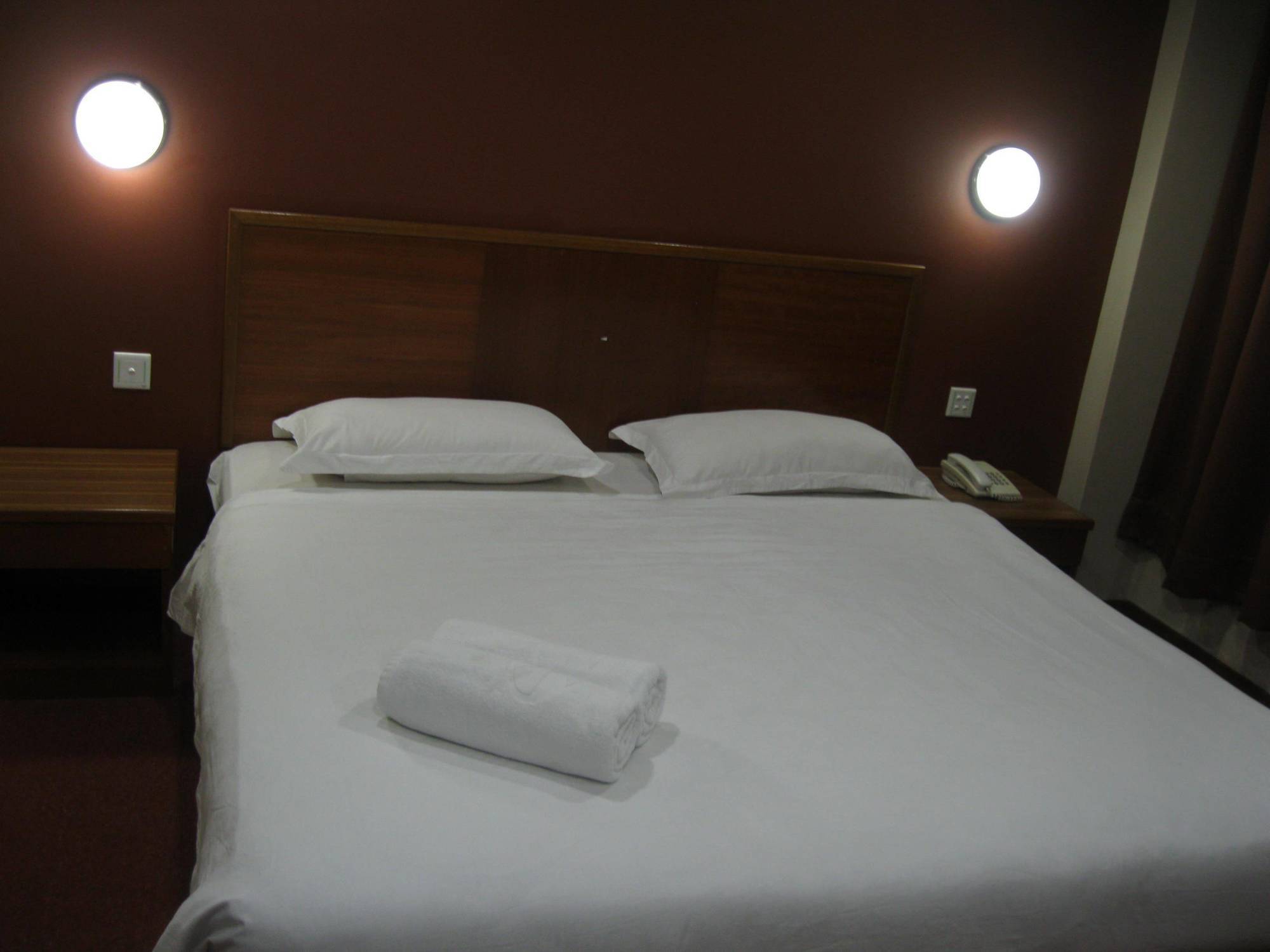 Langkawi Baron Hotel Kuah Extérieur photo