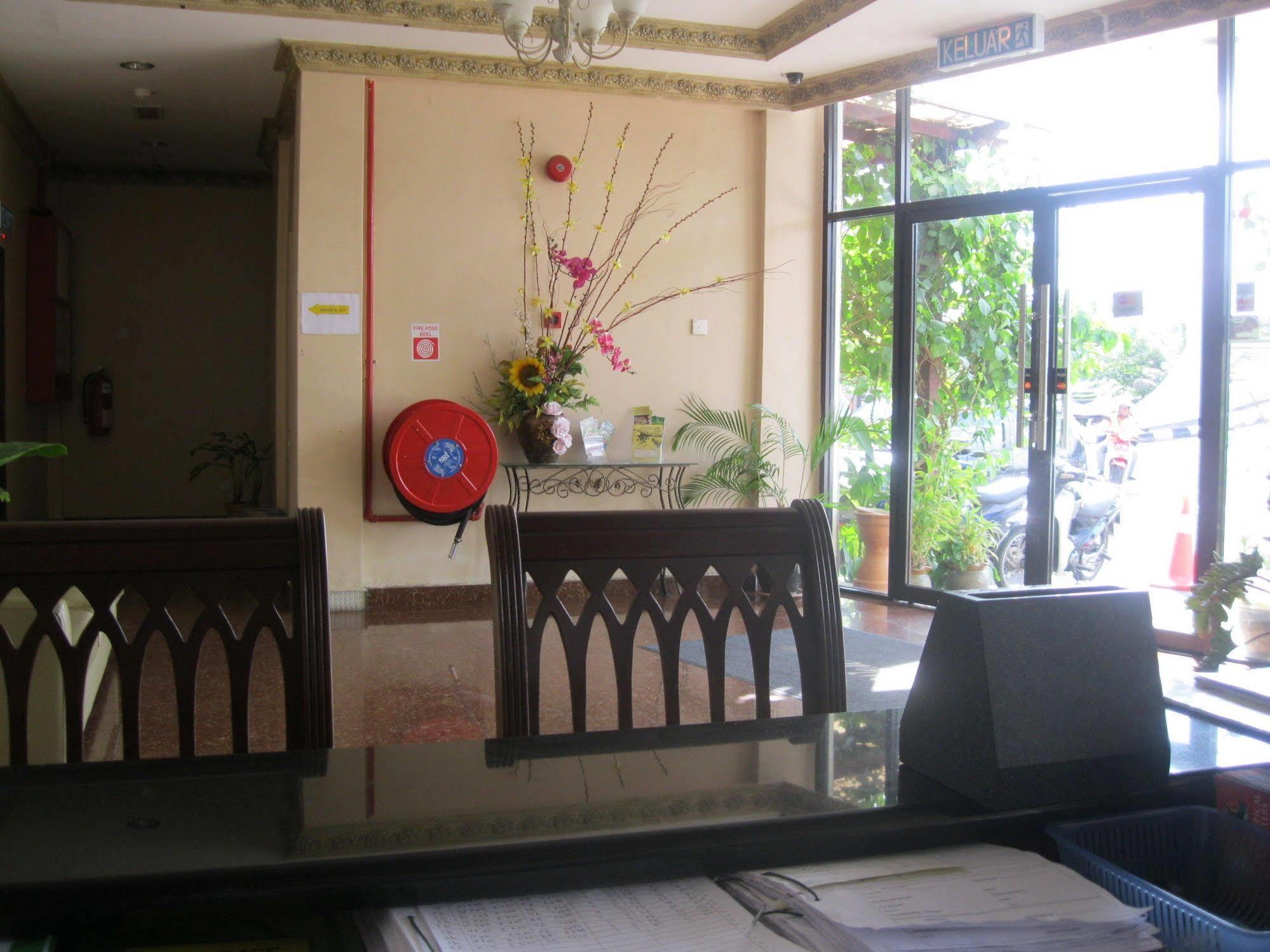 Langkawi Baron Hotel Kuah Extérieur photo