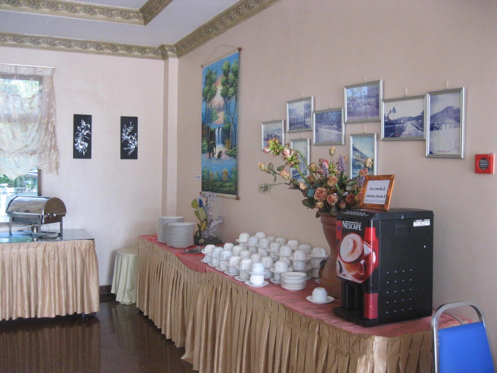 Langkawi Baron Hotel Kuah Extérieur photo